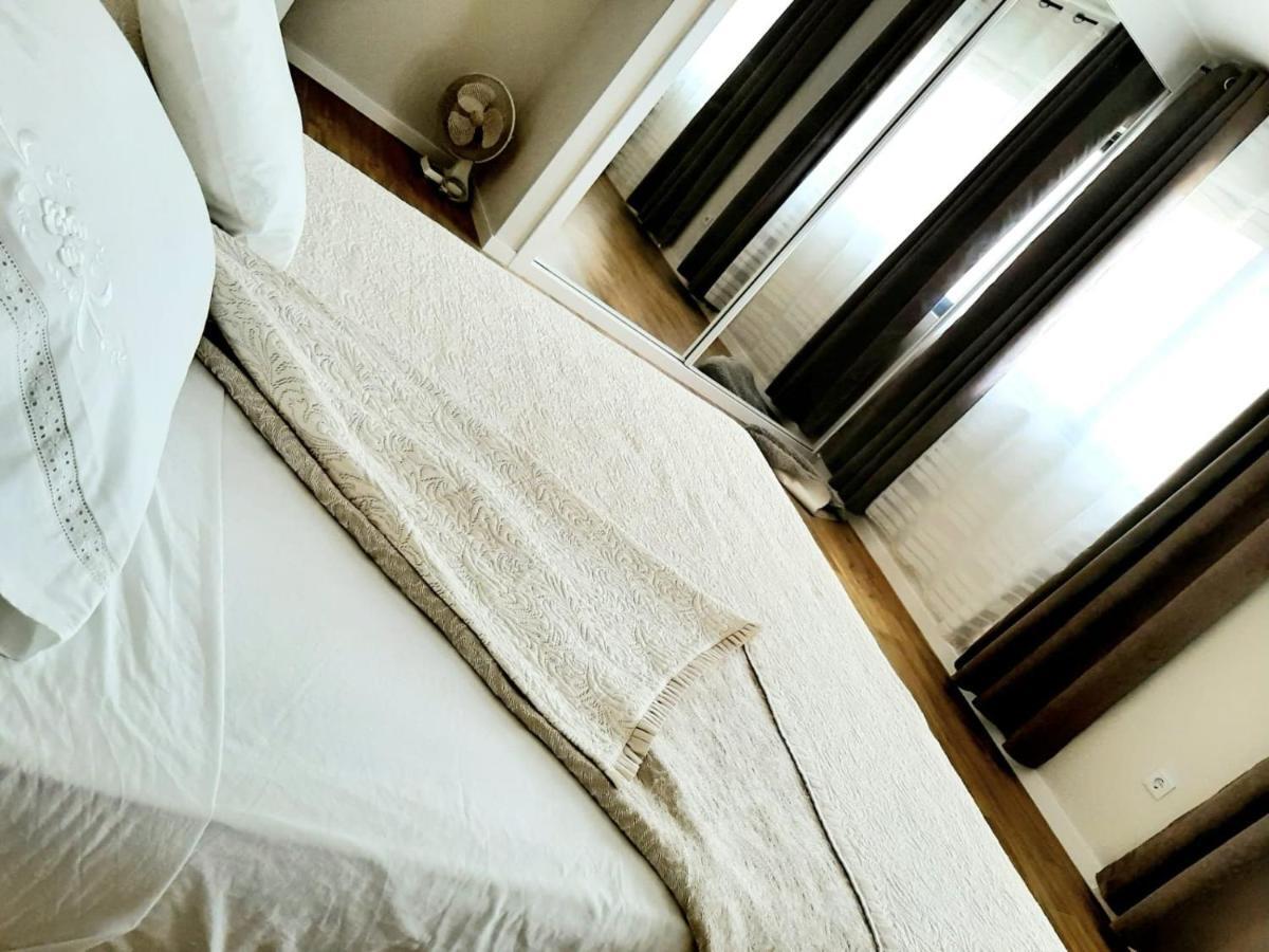 Apartment With Pool In Минделу Экстерьер фото