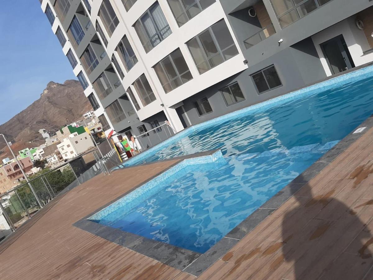 Apartment With Pool In Минделу Экстерьер фото